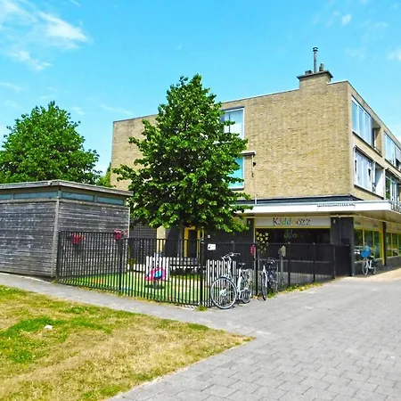 Takoda Gorilla Rotterdam Bed & Breakfast Hoogvliet